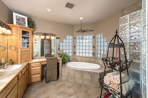 2_fierro-home_bathroom